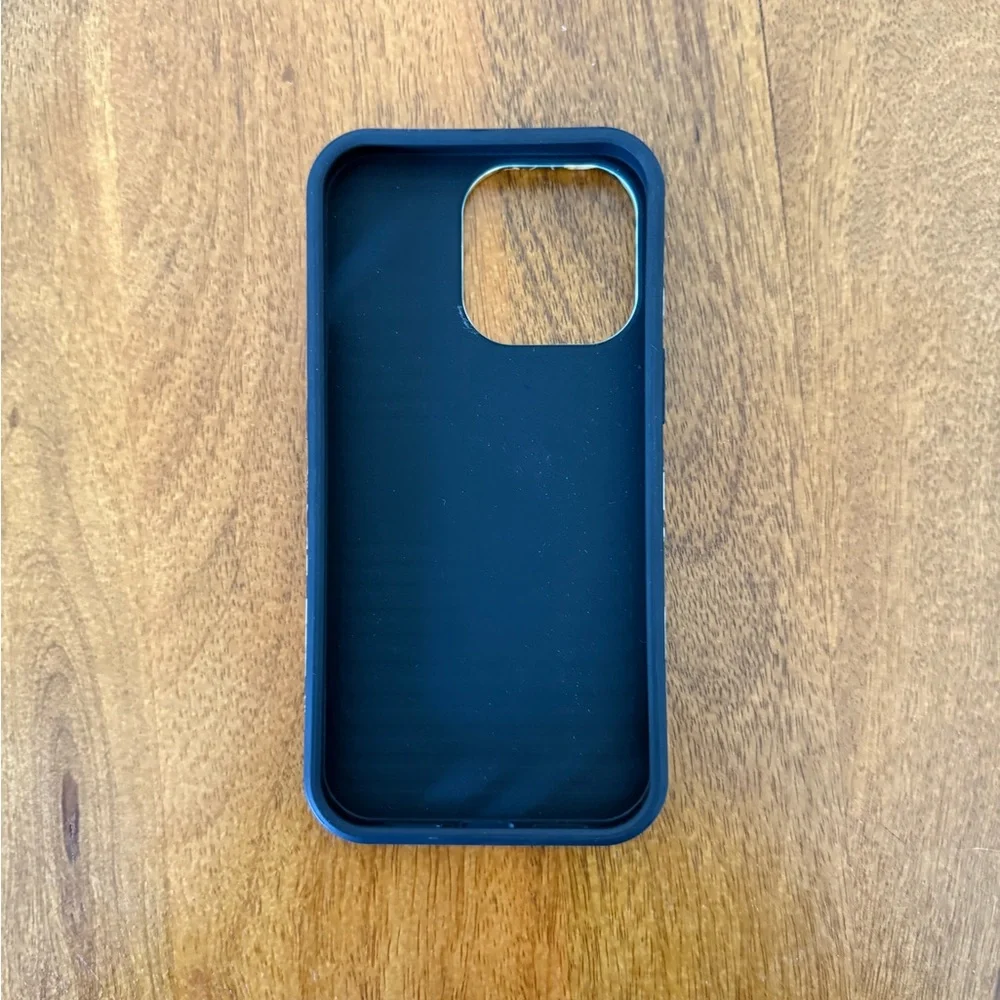 NWOT Floral Pattern Black iPhone 13 pro Case